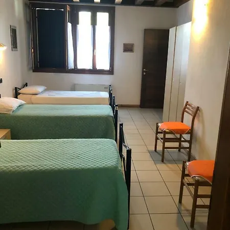 Auberge de jeunesse Adige